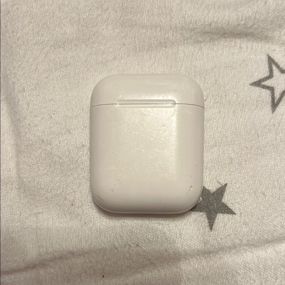 Apple Airpods Charging Case